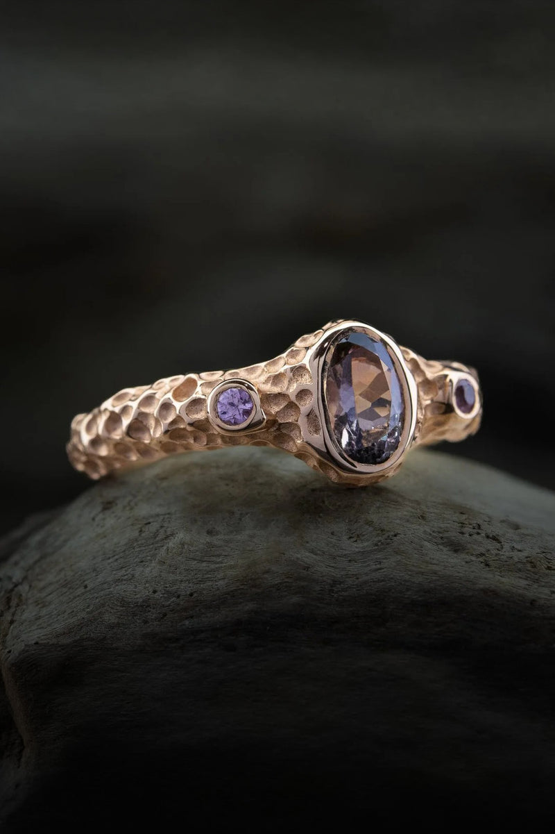 Red gold ring with tourmaline